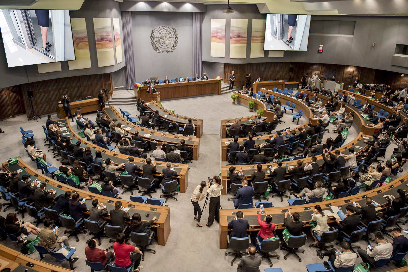 升华电梯集团西北基地投产庆典在青海西宁隆重举行(图7) 升华电梯集团西北基地投产庆典在青海西宁隆重举行(图7)