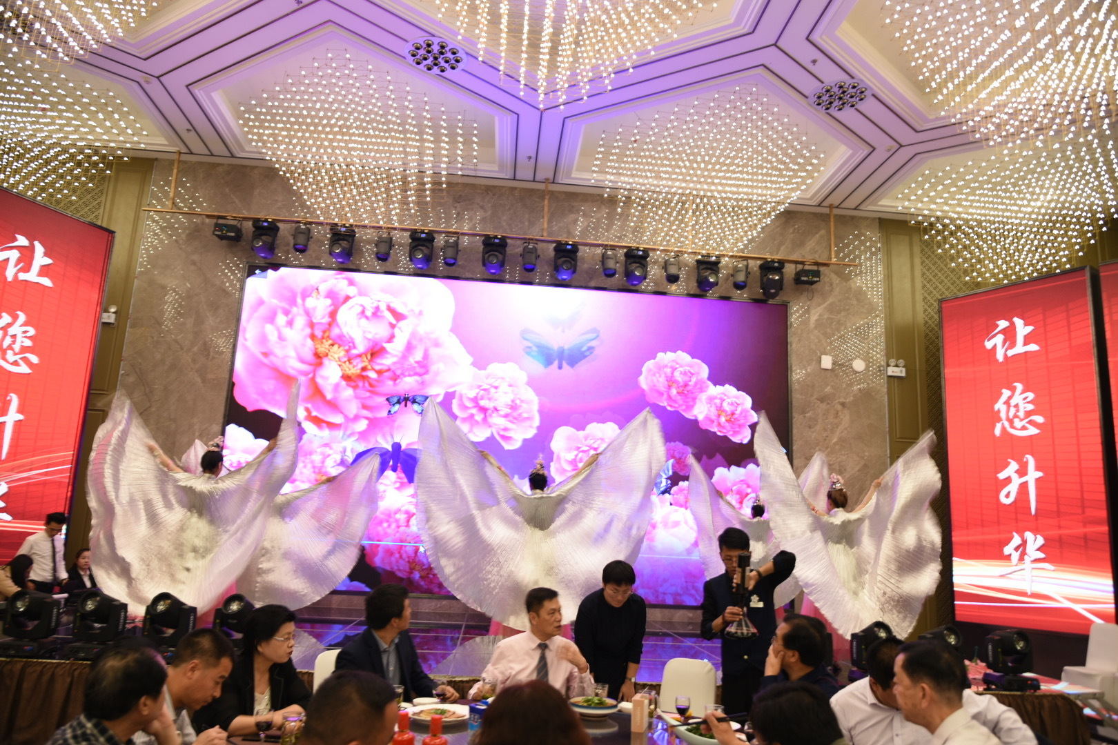 升华电梯集团西北基地投产庆典在青海西宁隆重举行(图10) 升华电梯集团西北基地投产庆典在青海西宁隆重举行(图10)