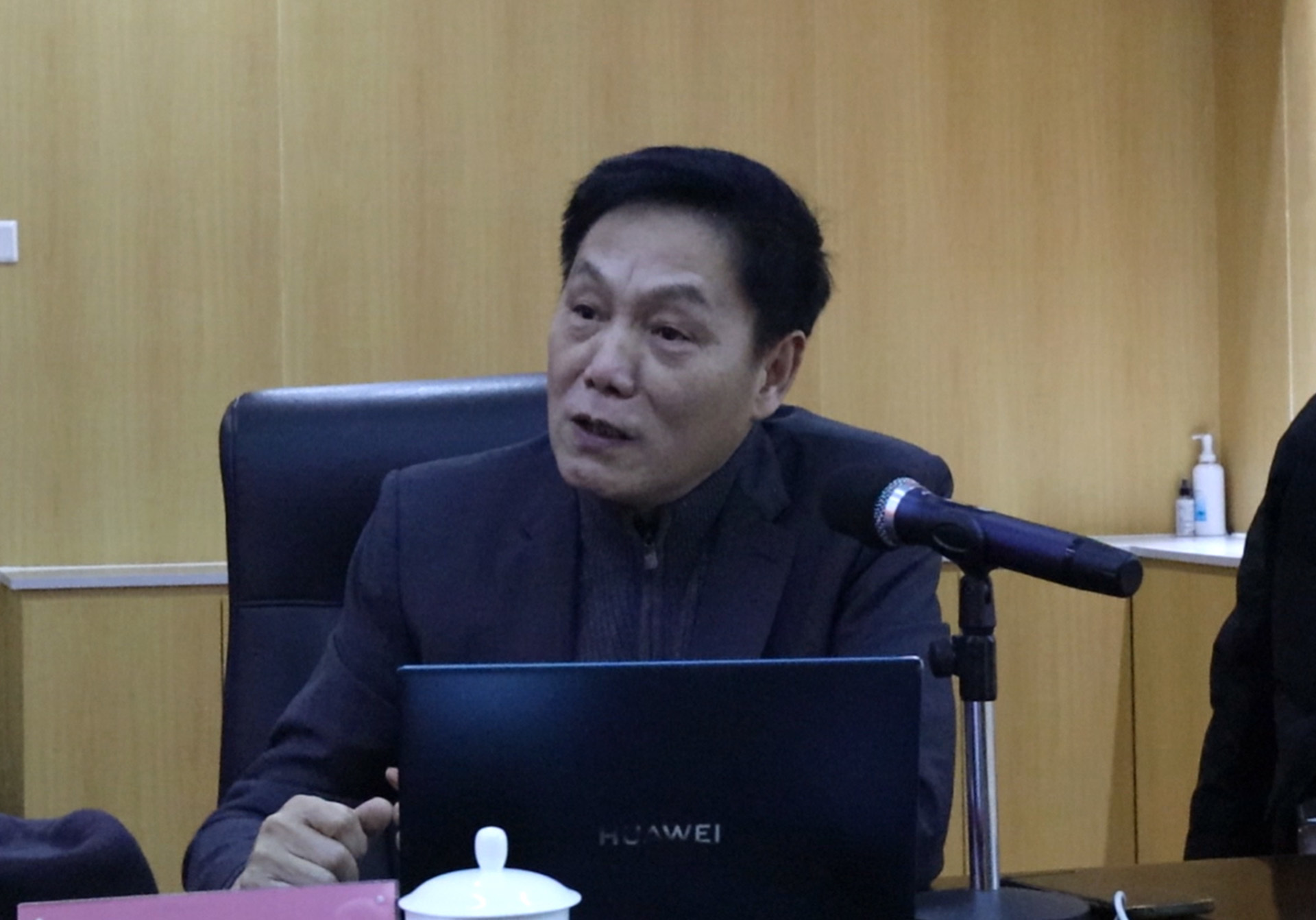 创新与出海 北京升华电梯罗海闽董事长应邀出席“智慧创新、砥砺前行”电梯智能制造、更新改造新年座谈会(图2) 创新与出海 北京升华电梯罗海闽董事长应邀出席“智慧创新、砥砺前行”电梯智能制造、更新改造新年座谈会(图2)