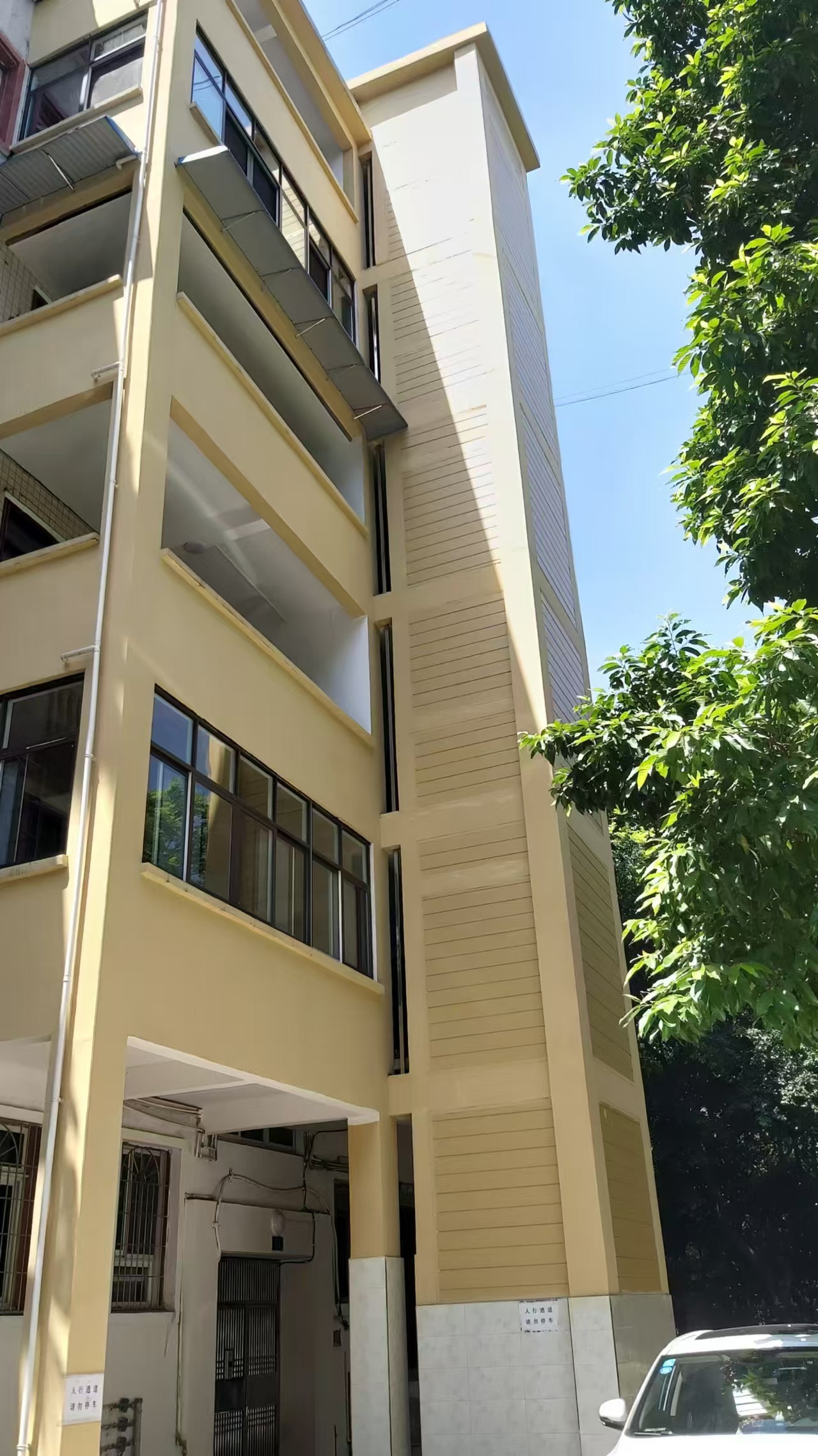 冬日里的温暖——升华更新改造、加装电梯经典案例(图8) Warmth in Winter —— Classic Cases of Shenghuas Elevator Renovation and Installation (图9)